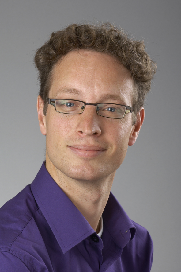 Dr Sjoerd Elias